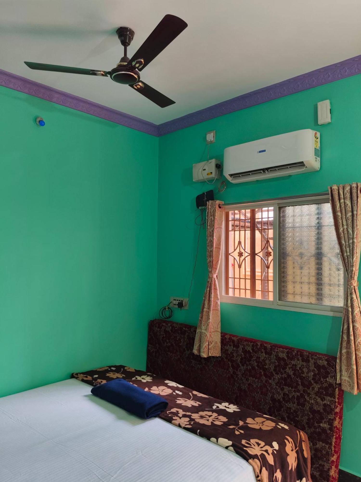 Vinayaka Homestay Hampi Exterior photo